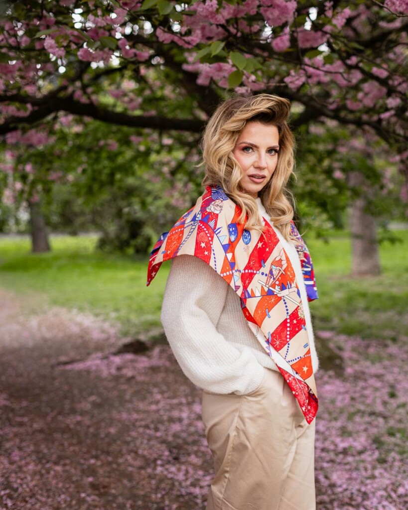 jedwabna apaszka cyrk spadiora 3