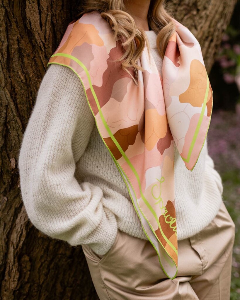 jedwabna apaszka kamuflaz spadiora 3