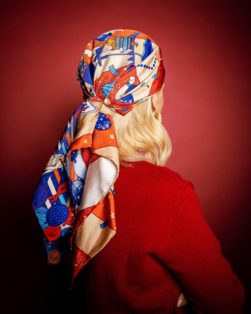 apaszka jedwabna Spadiora Cyrk piratka