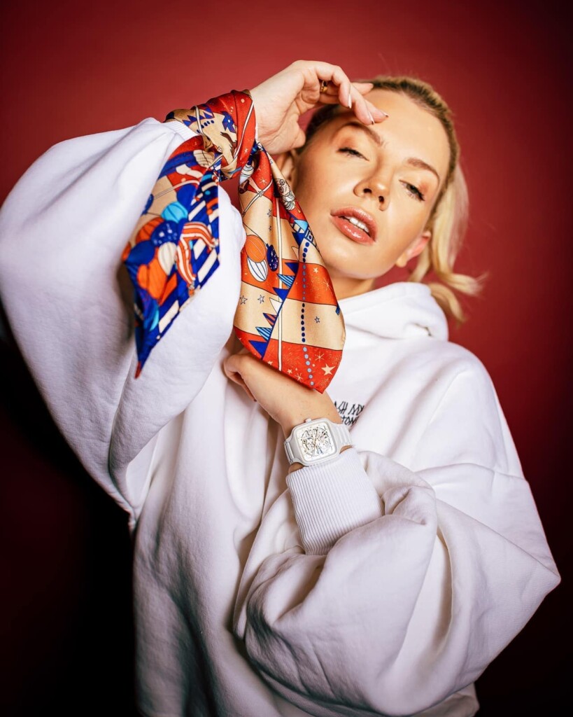 apaszka jedwabna Spadiora Cyrk