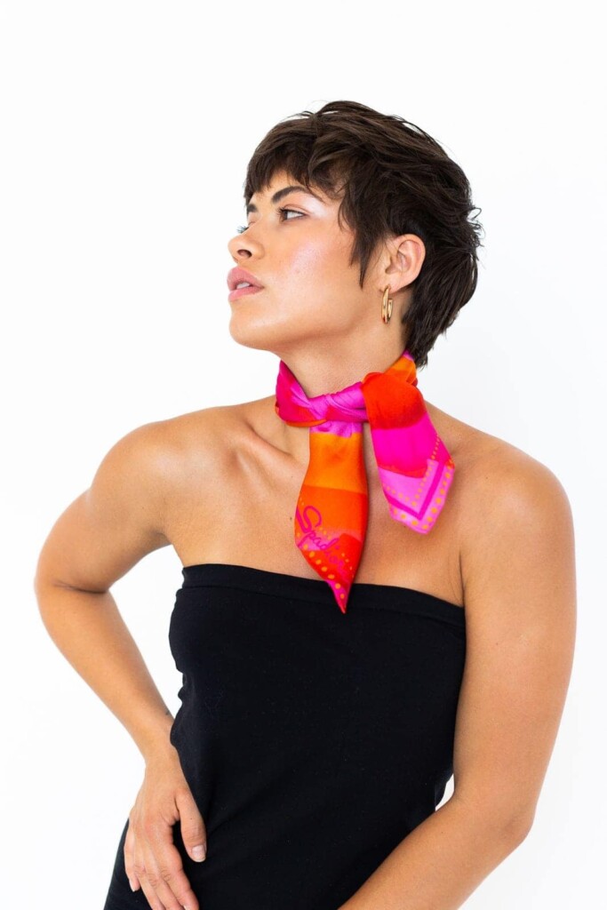 apaszka jedwabna Spadiora "Nazywaj ją jak chcesz" 53x53