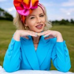 Apaszka jedwabna "Nazywaj ją jak chcesz" Spadiora