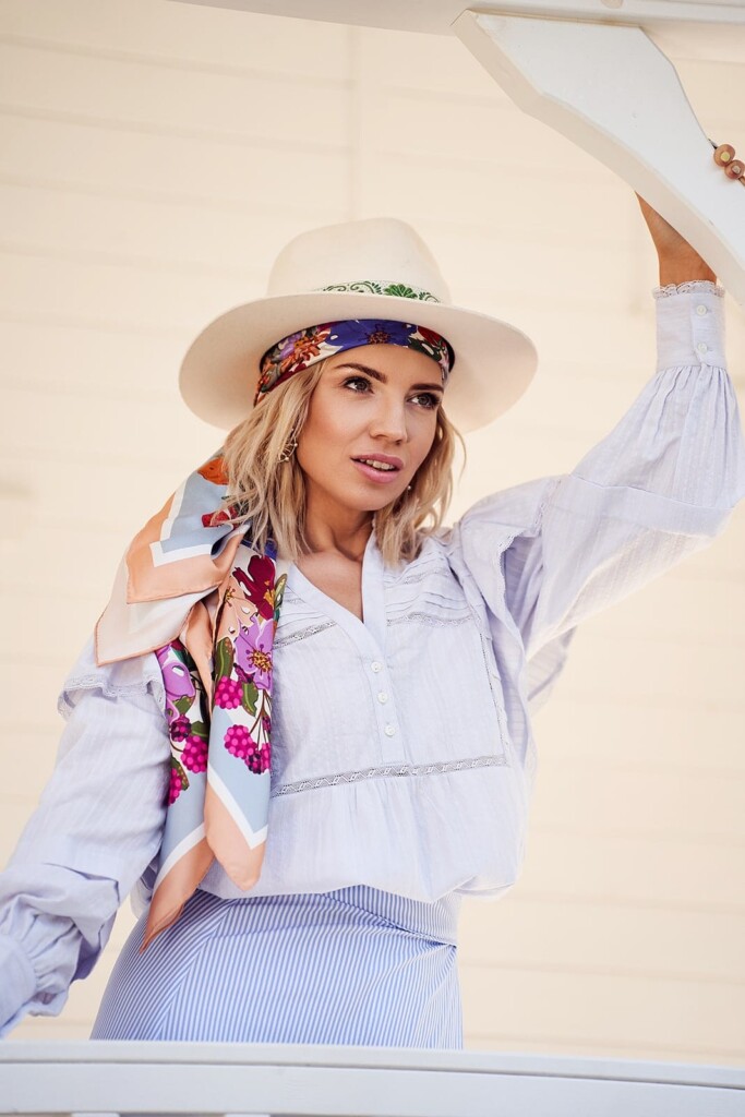 jedwabna apaszka Spadiora Dojrzałość kapelusz