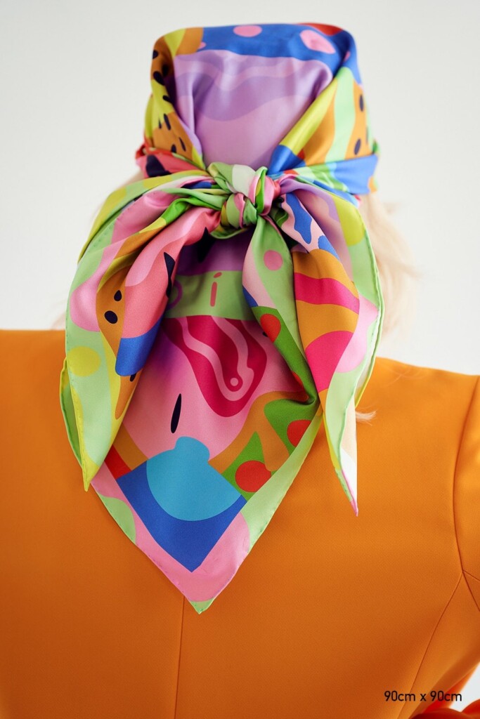 jedwabna apaszka soczysta Spadiora