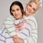 pudrowy róż karuzela jedwabna apaszka Spadiora