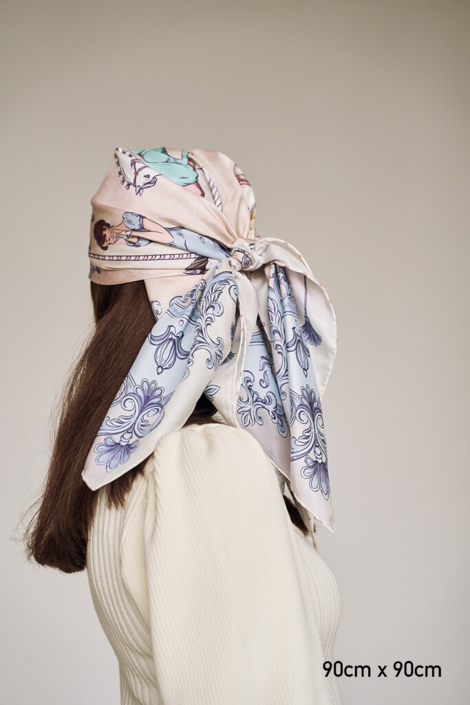 Spadiora jedwabna apaszka platynowa szarość