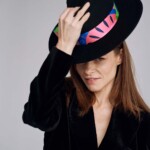 kapelusz bando czarny damski z jedwabną szarfa Spadiora