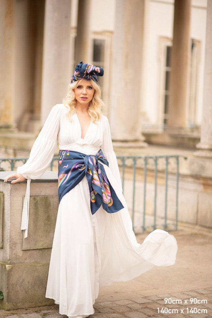 mazurski konik apaszka jedwabna Spadiora