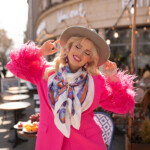 biały konik mazurski apaszka jedwabna Spadiora