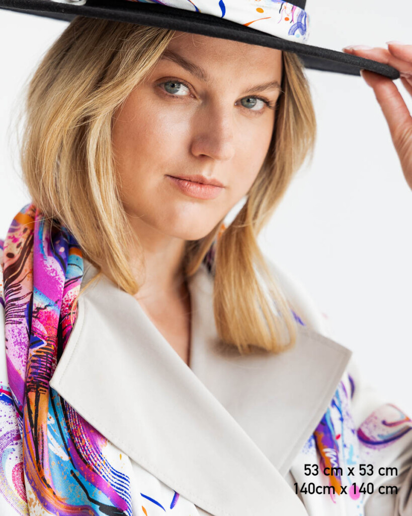 apaszka jedwabna dwustronna konik mazurski biel spadiora 2