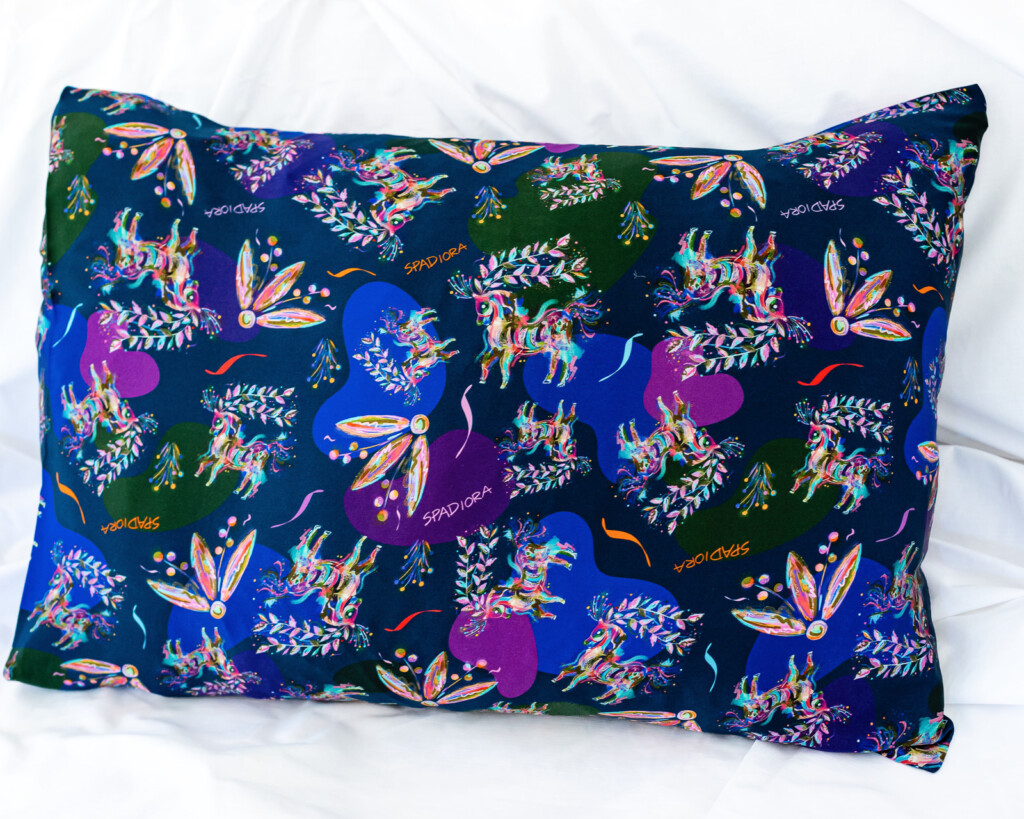 spadiora jedwabna poszewka konik mazurski granat