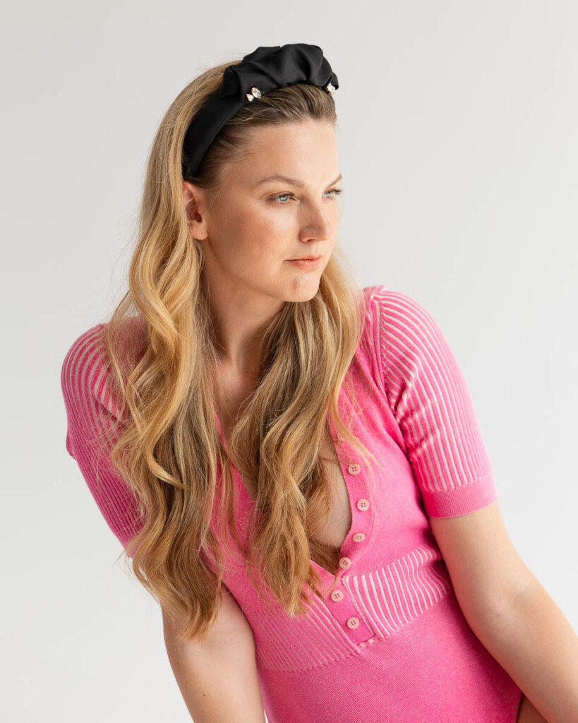 jedwabna opaska do wlosow ornamo czarna spadiora 3