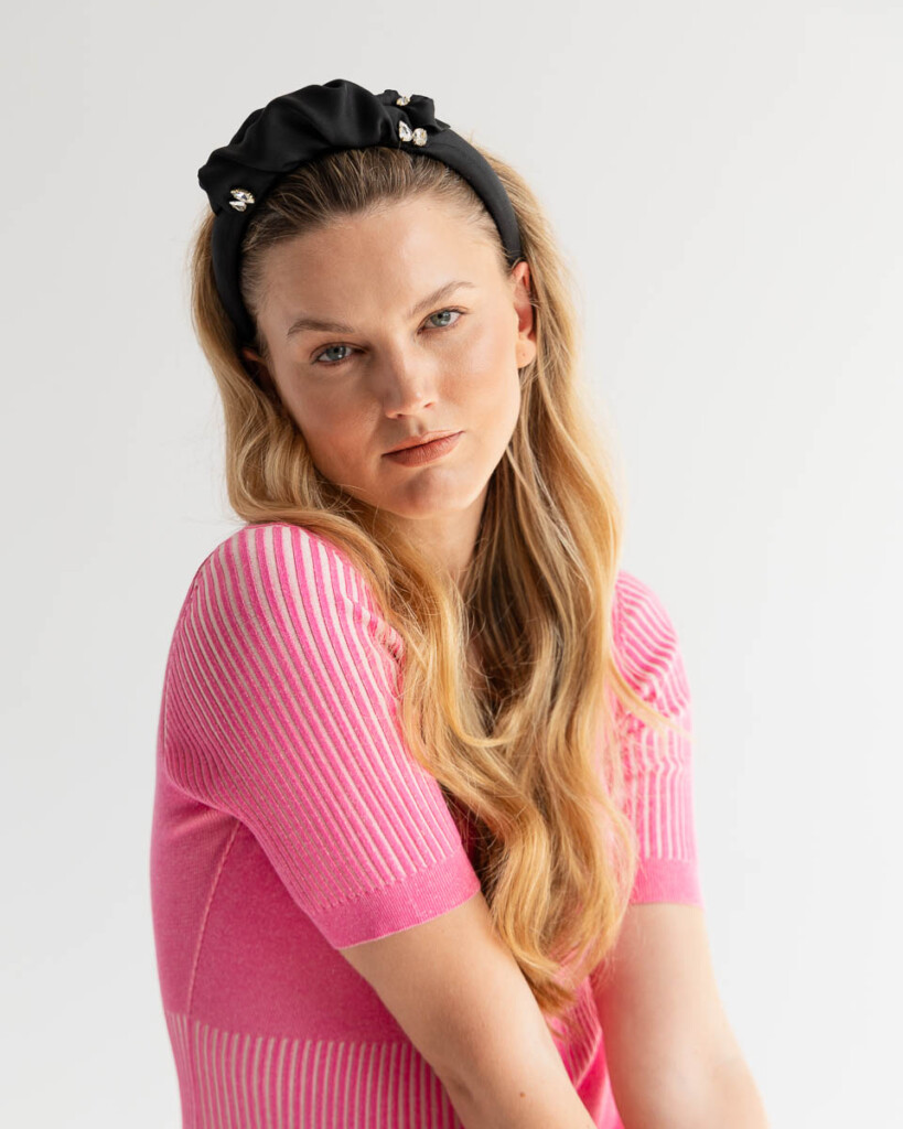 jedwabna opaska do wlosow ornamo czarna spadiora 4