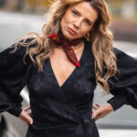 jedwabna apaszka dwustronna wisnie spadiora