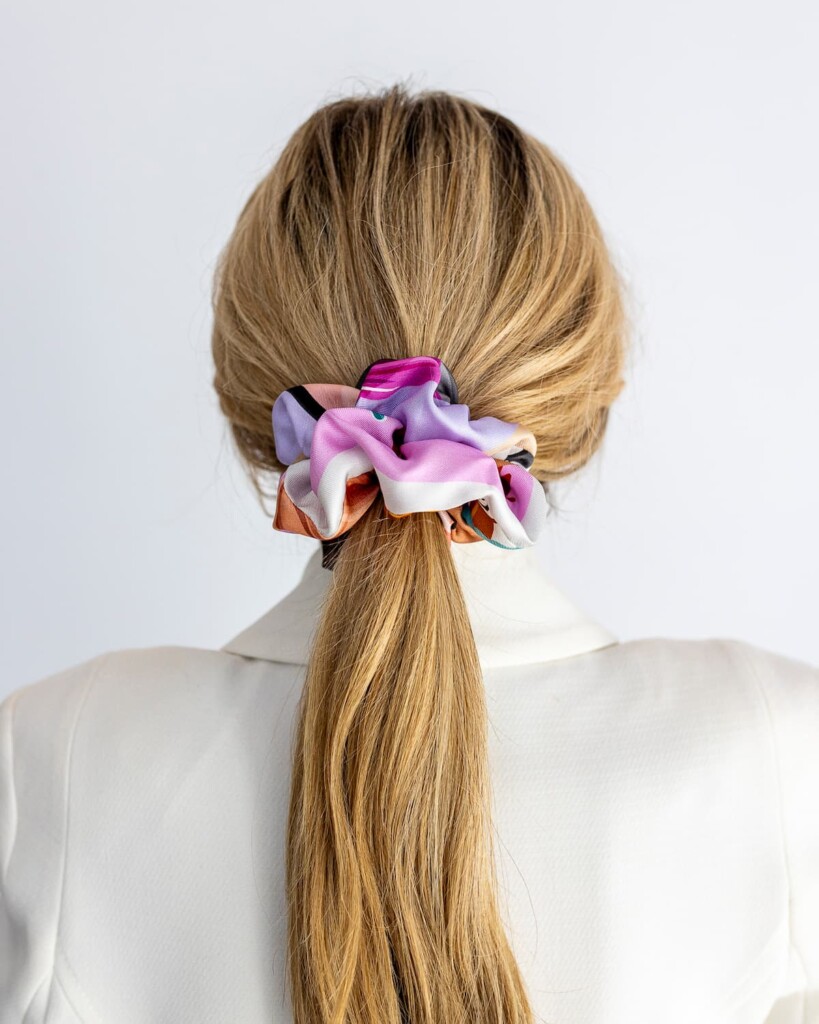 jedwabna gumka scrunchie koty spadiora 1