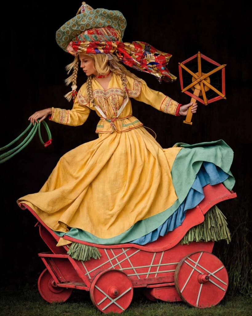 Apaszka jedwabna Cyrk - Wielcy Malarze x Spadiora