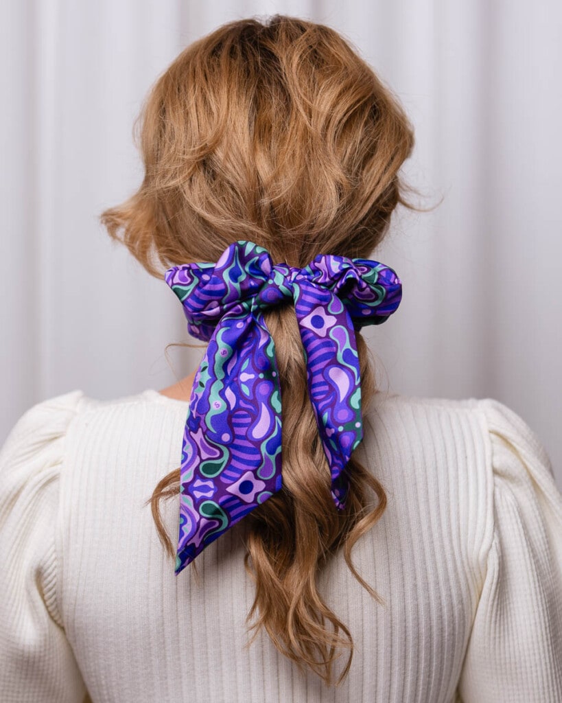 gumka scrunchie z szarfa kalejdoskop spadiora