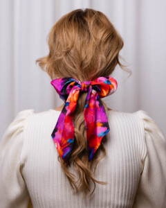 gumka scrunchie z szarfa pedzel spadiora