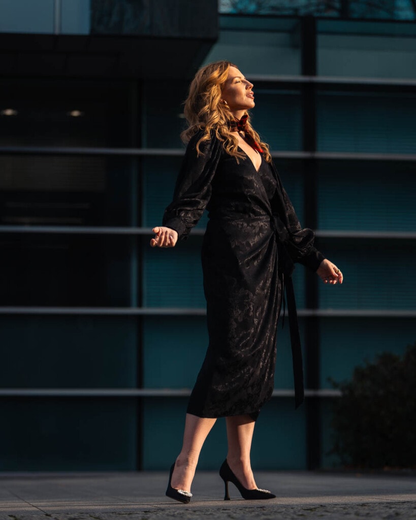 sukienka kopertowa carmo spadiora 8