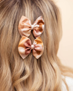 zestaw dwoch spinek do wlosow z jedwabnymi kokardkami arko kamuflaz spadiora 2