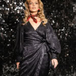 jedwabna apaszka dwustronna wisnie spadiora 11