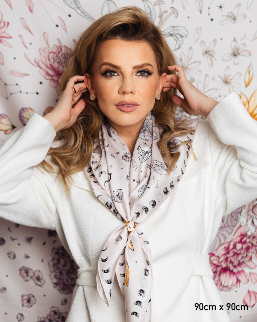 jedwabna apaszka dwustronna kwiaty zodiaku spadiora 1