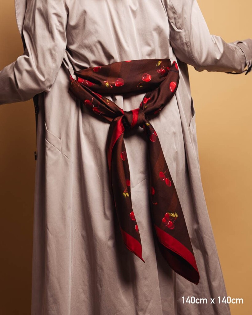 apaszka jedwabna dwustronna wisnie spadiora 19