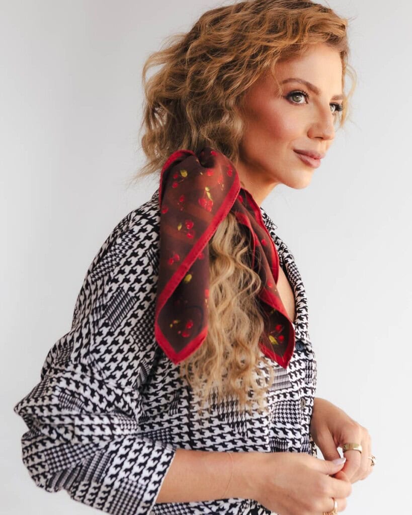 apaszka jedwabna dwustronna wisnie spadiora 31