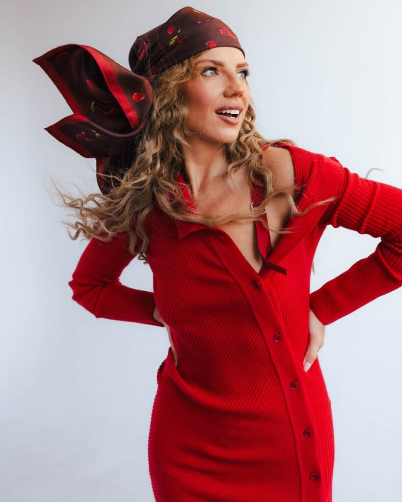 apaszka jedwabna dwustronna wisnie spadiora 45