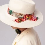 kapelusz damski z jedwabna szarfa bialy spadiora