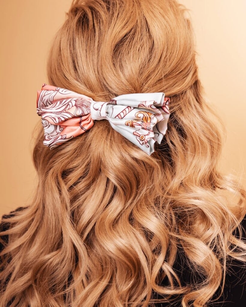 jedwabna kokarda do wlosow ondo karuzela pudrowy roz spadiora 1