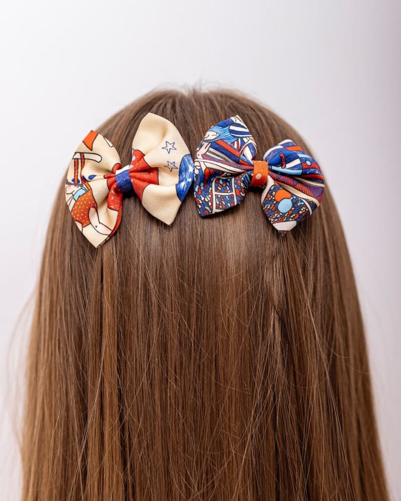 zestaw dwoch spinek do wlosow z jedwabnymi kokardkami arko cyrk spadiora