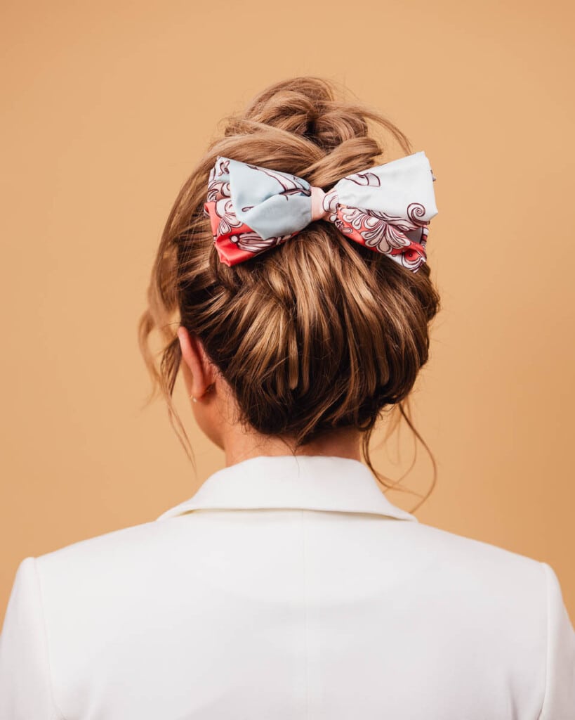 jedwabna kokarda do wlosow ondo karuzela krolewski blekit spadiora 3