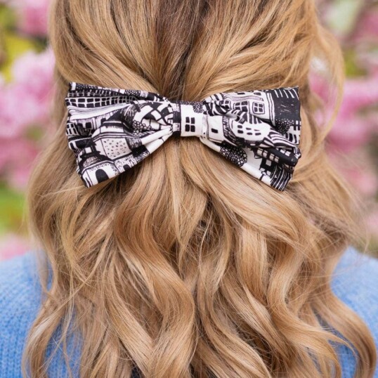 jedwabna kokarda do wlosow ondo cyrk spadiora 1