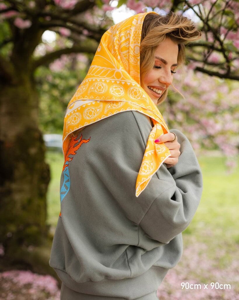 apaszka jedwabna dwustronna totem spadiora 3