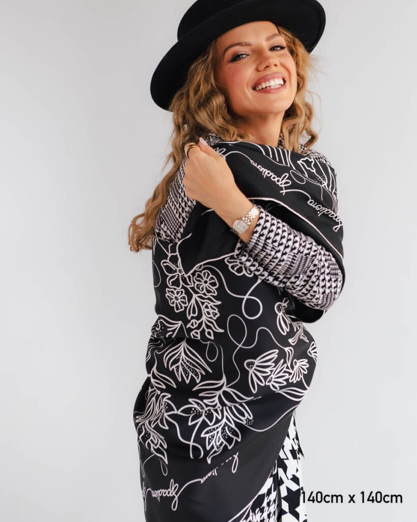 apaszka jedwabna dwustronna feminimal czarna spadiora 16