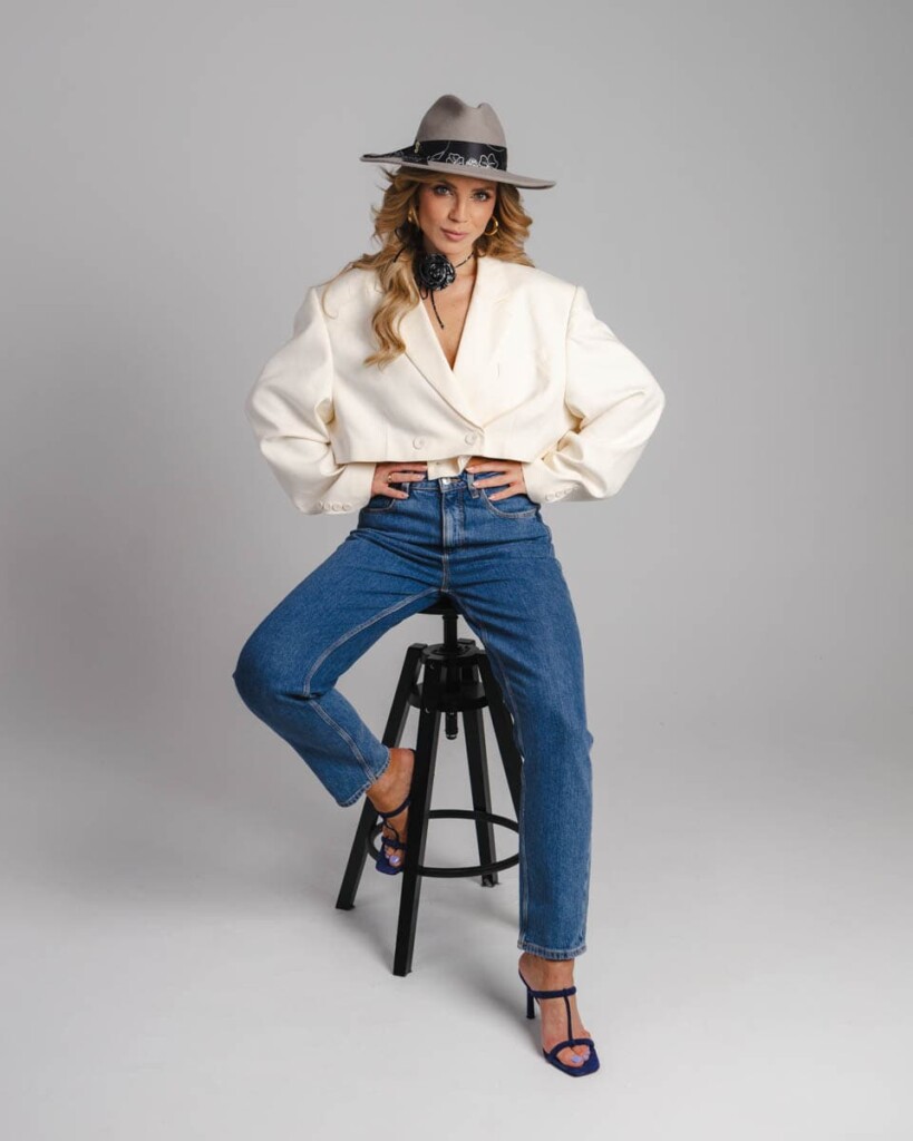 kapelusz damski vakero z jedwabna szarfa spadiora 2