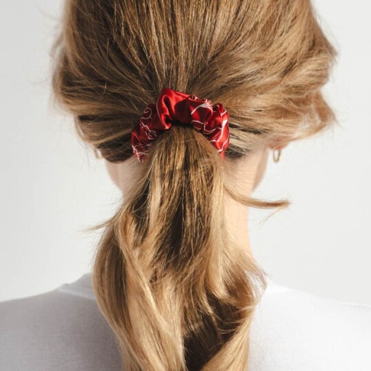 zestaw jedwabnych gumek do wlosow feminimal bordo spadiora 1