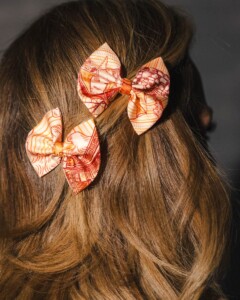 zestaw dwoch spinek do wlosow z jedwabnymi kokardkami arko wiatraki spadiora