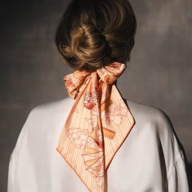 jedwabna opaska z dluga szarfa amoro wiatraki spadiora