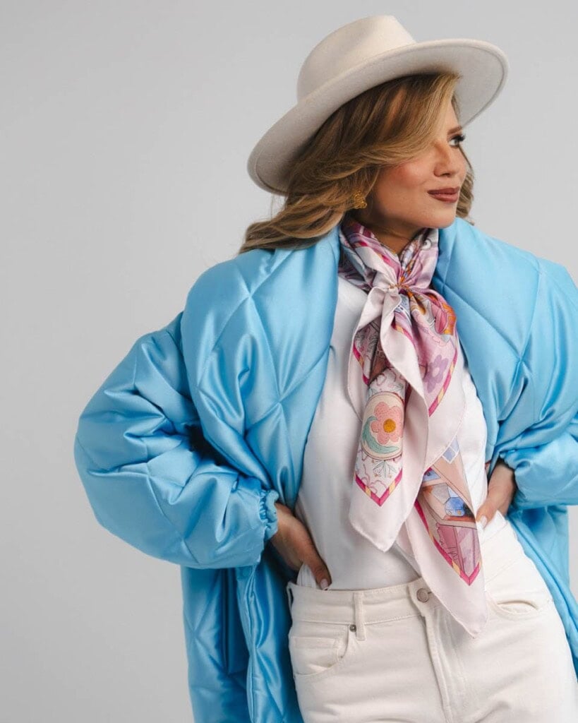 apaszka jedwabna dwustronna rozowe szeptane opowiesci spadiora 3