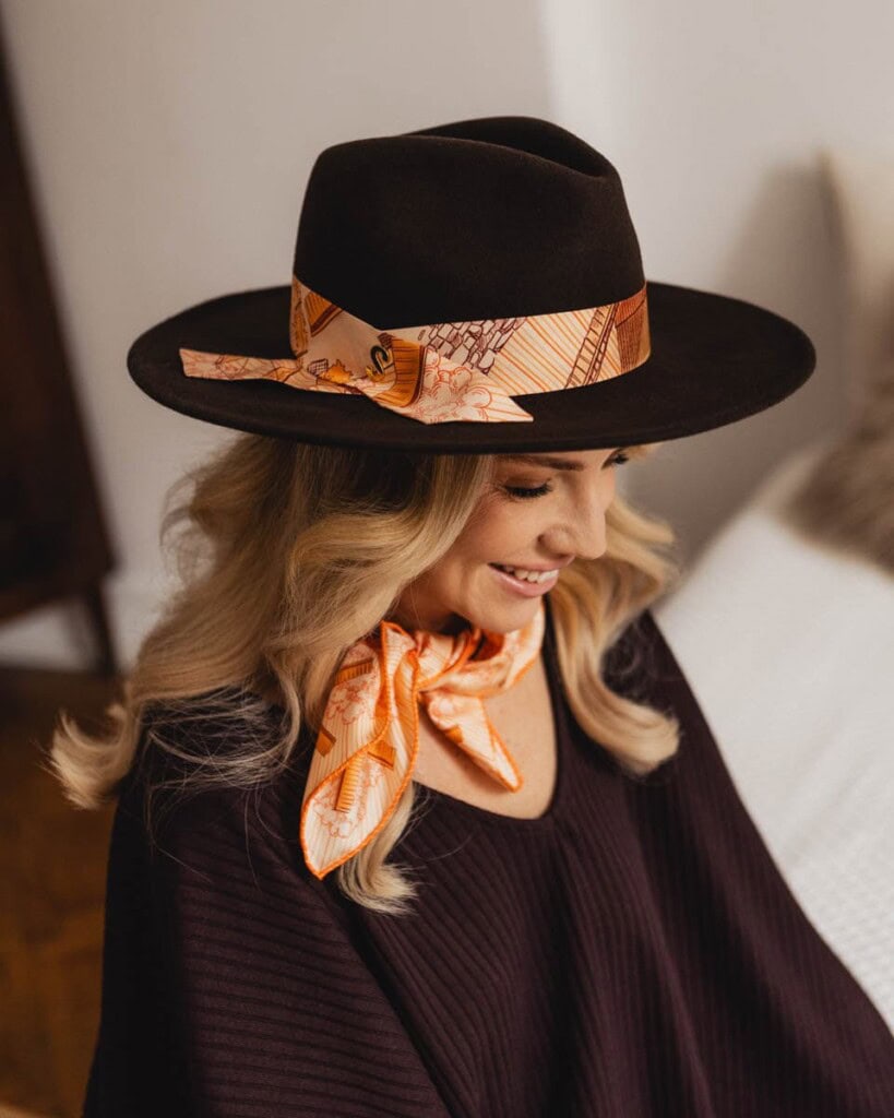 kapelusz damski vakero z jedwabna szarfa brazowy spadiora 6