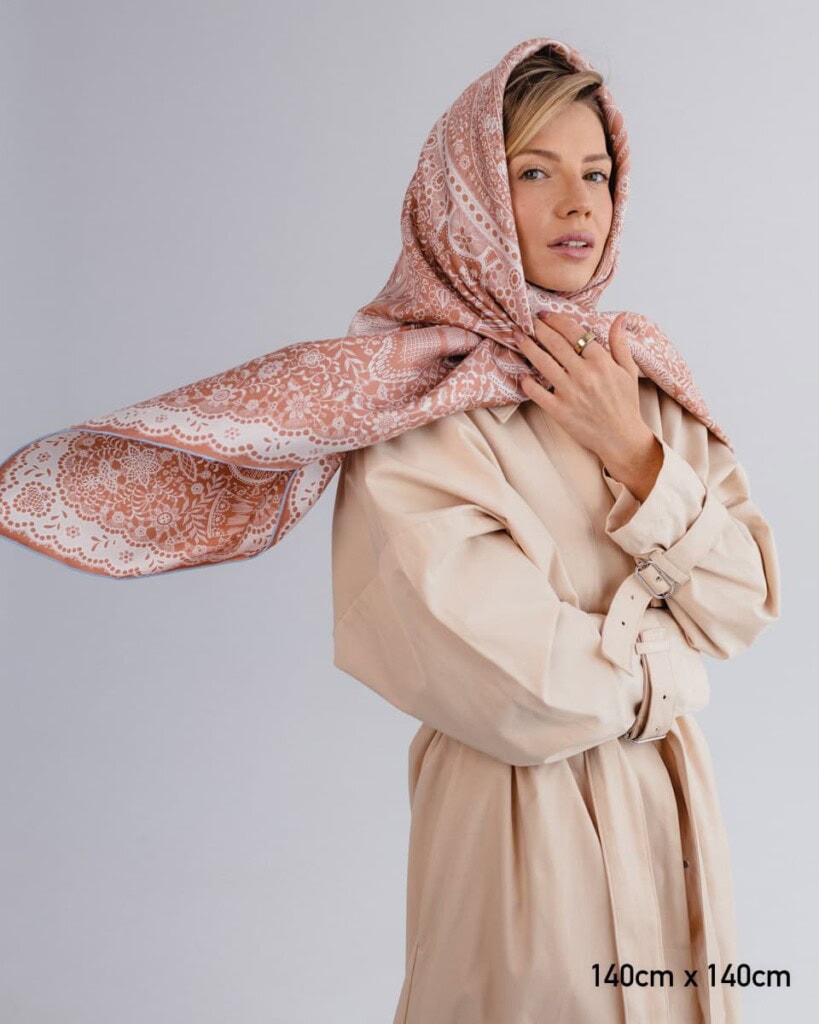 apaszka jedwabna dwustronna koronka plowa spadiora 17