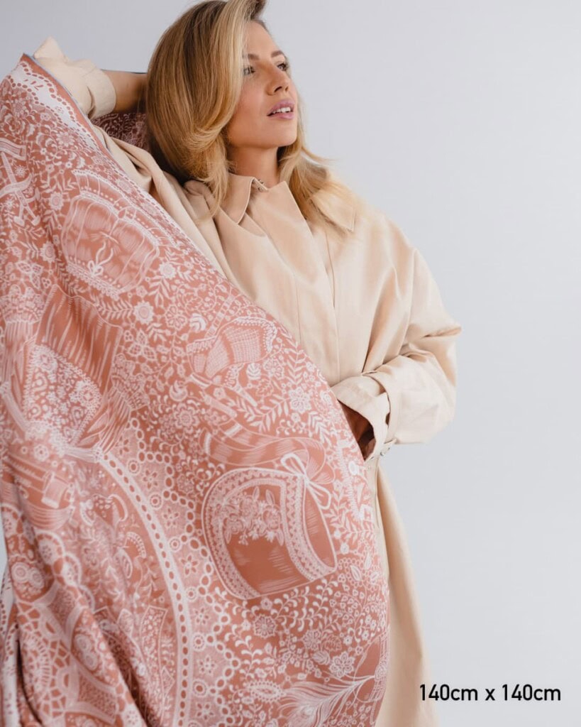 apaszka jedwabna dwustronna koronka plowa spadiora 23