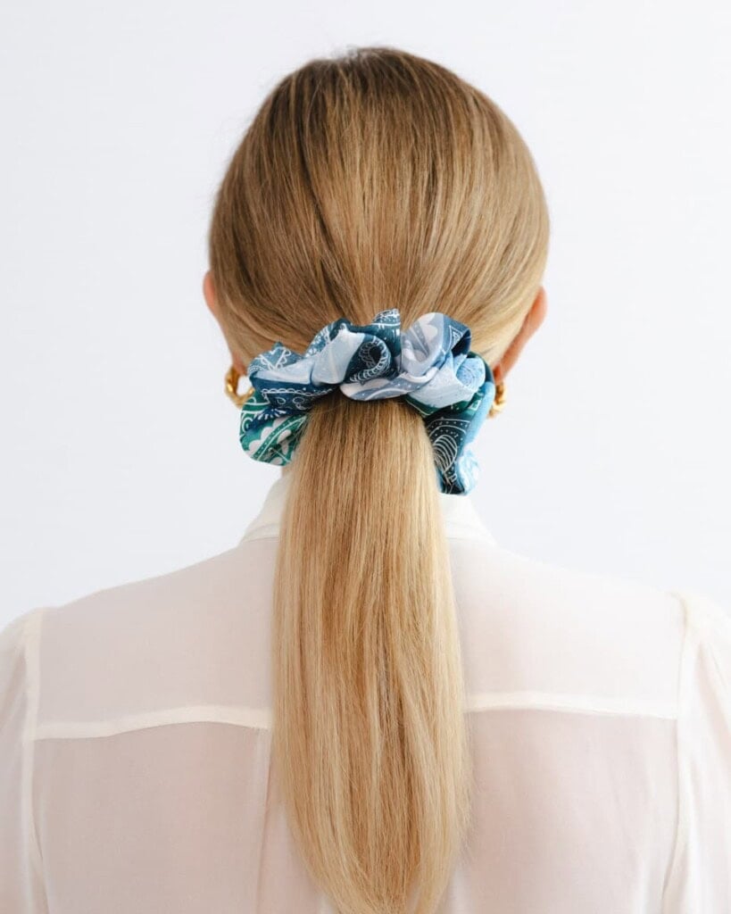 jedwabna gumka scrunchie gora lodowa spadiora