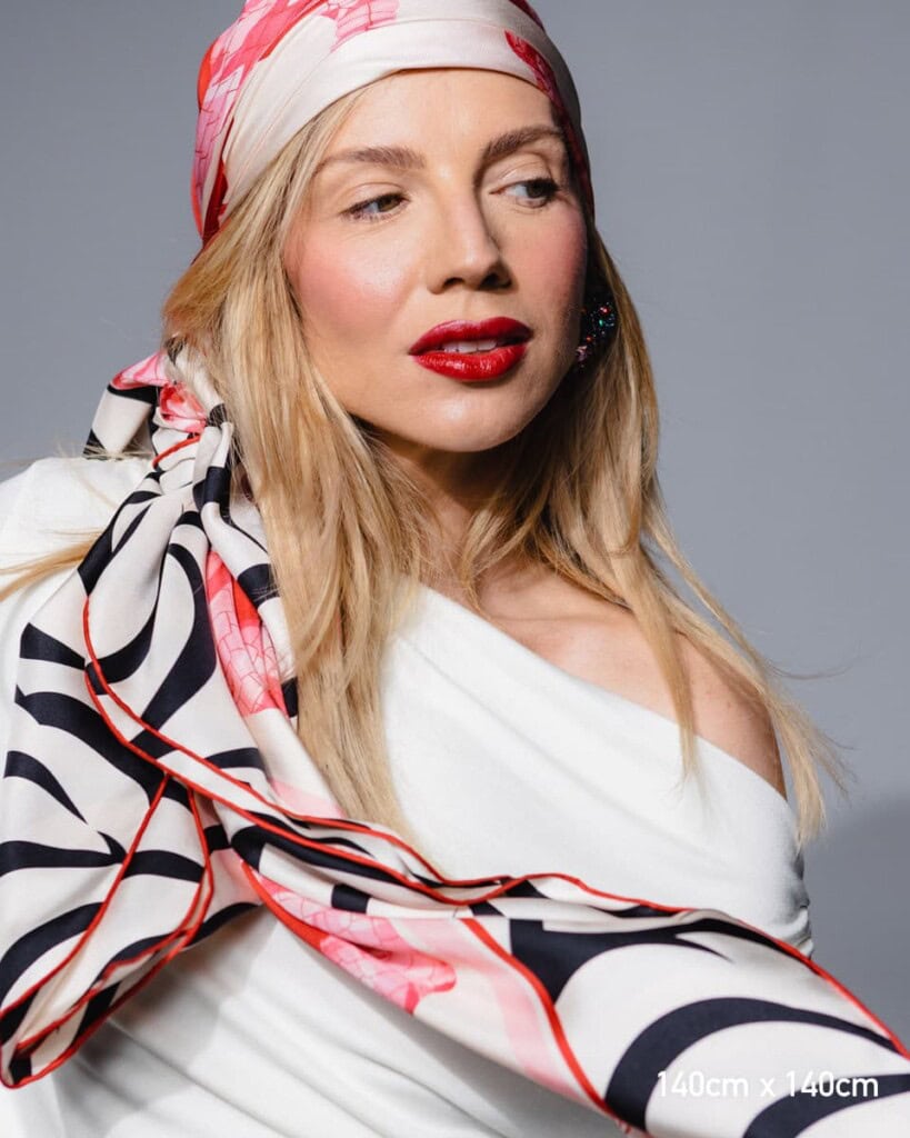 apaszka jedwabna dwustronna rok weza spadiora 16