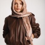 chusta welniano jedwabna dwustronna koronka polowa spadiora 3