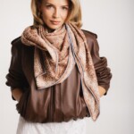 chusta welniano jedwabna dwustronna koronka polowa spadiora