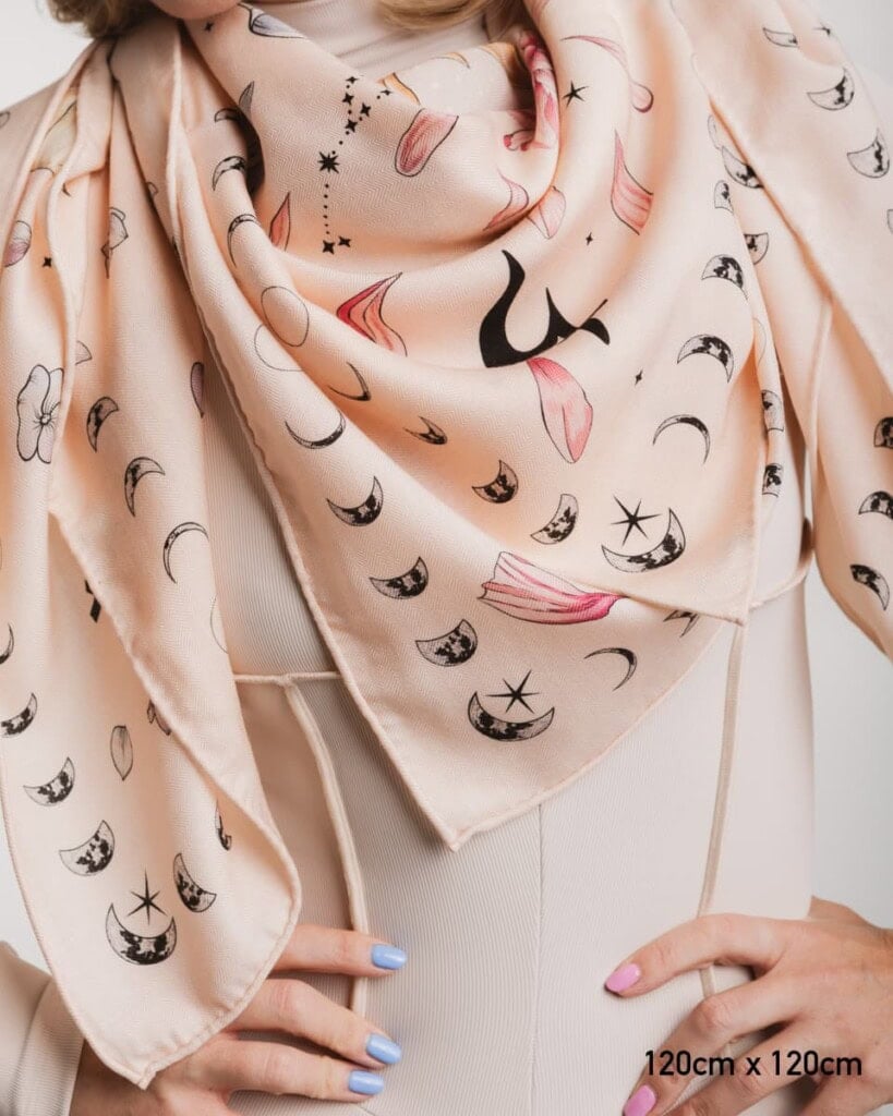 chusta welniano jedwabna dwustronna kwiaty zodiaku spadiora 5