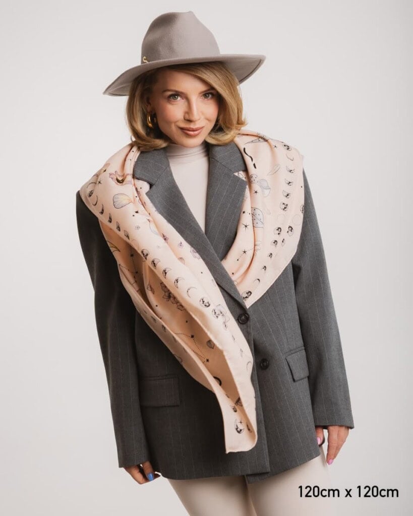 chusta welniano jedwabna dwustronna kwiaty zodiaku spadiora 1